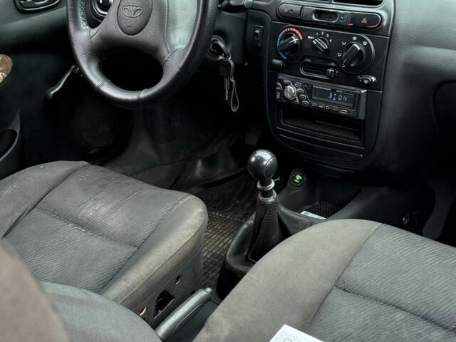 Серый Дэу Сенс, объемом двигателя 1.4 л и пробегом 160 тыс. км за 1900 $, фото 7 на Automoto.ua