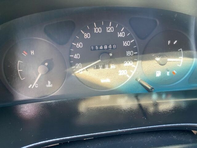 Серый Дэу Сенс, объемом двигателя 1.5 л и пробегом 115 тыс. км за 2450 $, фото 3 на Automoto.ua