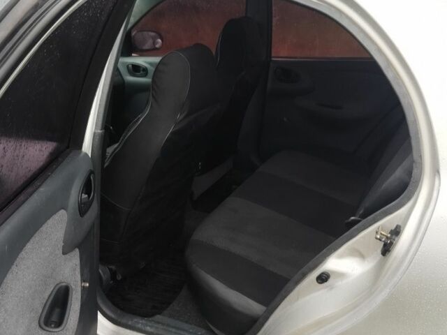 Сірий Деу Сенс, об'ємом двигуна 1.6 л та пробігом 200 тис. км за 2300 $, фото 5 на Automoto.ua