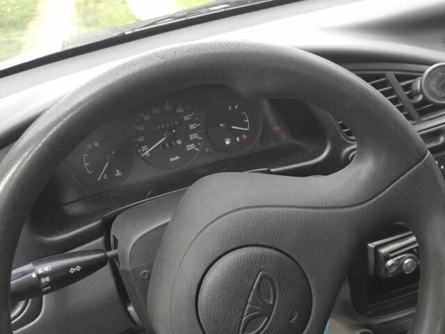 Серый Дэу Сенс, объемом двигателя 1.5 л и пробегом 230 тыс. км за 2500 $, фото 4 на Automoto.ua