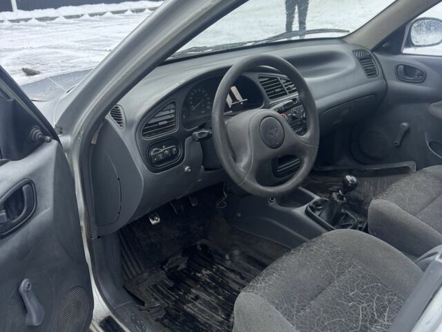 Серый Дэу Сенс, объемом двигателя 1.4 л и пробегом 320 тыс. км за 850 $, фото 4 на Automoto.ua