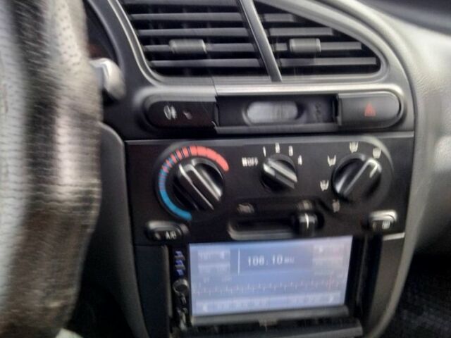 Сірий Деу Сенс, об'ємом двигуна 1.6 л та пробігом 278 тис. км за 1850 $, фото 11 на Automoto.ua