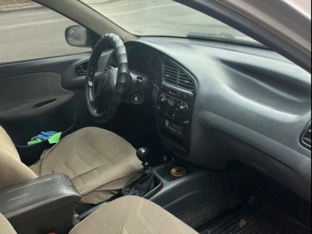 Сірий Деу Сенс, об'ємом двигуна 1.4 л та пробігом 180 тис. км за 2295 $, фото 3 на Automoto.ua