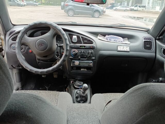 Серый Дэу Сенс, объемом двигателя 1.4 л и пробегом 275 тыс. км за 1770 $, фото 7 на Automoto.ua