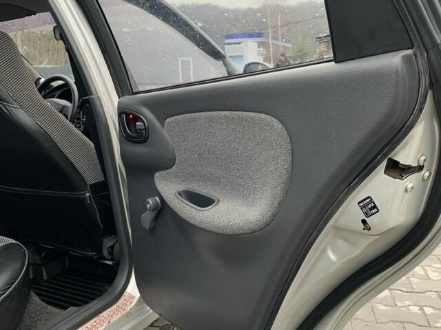 Сірий Деу Сенс, об'ємом двигуна 1.3 л та пробігом 220 тис. км за 2850 $, фото 10 на Automoto.ua