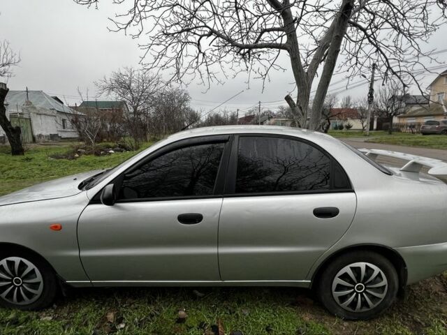 Серый Дэу Сенс, объемом двигателя 1.6 л и пробегом 153 тыс. км за 3200 $, фото 3 на Automoto.ua