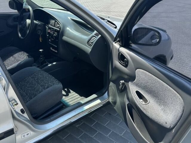Сірий Деу Сенс, об'ємом двигуна 1.5 л та пробігом 254 тис. км за 2799 $, фото 7 на Automoto.ua