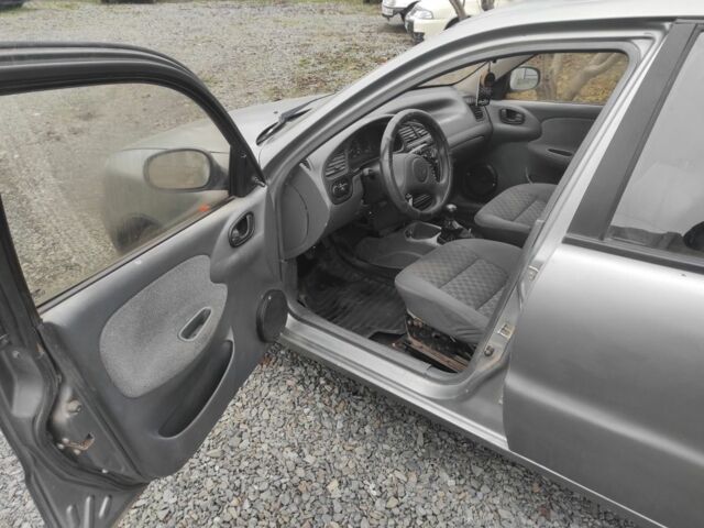 Сірий Деу Сенс, об'ємом двигуна 1.5 л та пробігом 260 тис. км за 1400 $, фото 4 на Automoto.ua