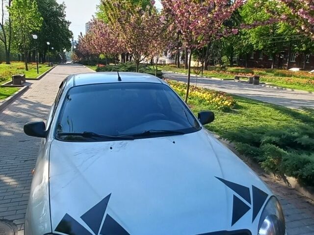 Серый Дэу Сенс, объемом двигателя 1.5 л и пробегом 250 тыс. км за 2000 $, фото 11 на Automoto.ua