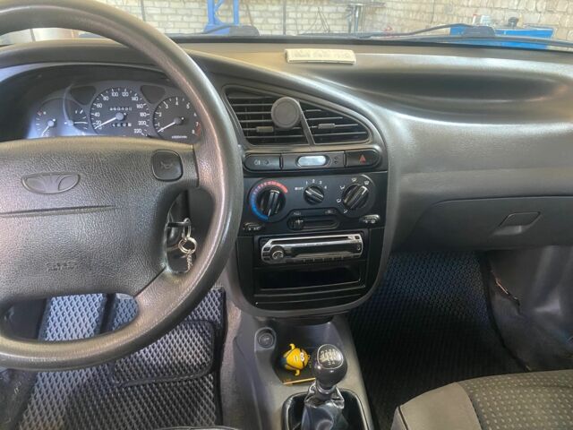 Серый Дэу Сенс, объемом двигателя 1.6 л и пробегом 260 тыс. км за 2500 $, фото 3 на Automoto.ua