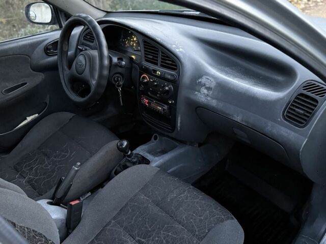 Сірий Деу Сенс, об'ємом двигуна 1.5 л та пробігом 315 тис. км за 1250 $, фото 5 на Automoto.ua