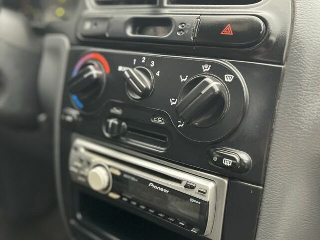 Сірий Деу Сенс, об'ємом двигуна 1.6 л та пробігом 250 тис. км за 3000 $, фото 5 на Automoto.ua