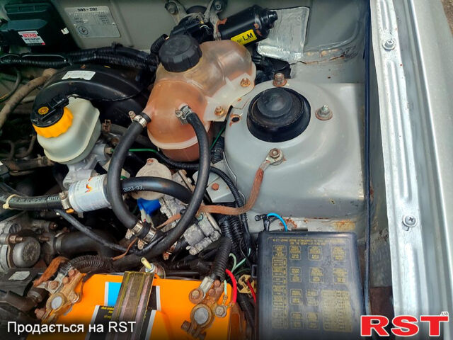Сірий Деу Сенс, об'ємом двигуна 1.3 л та пробігом 140 тис. км за 1400 $, фото 3 на Automoto.ua