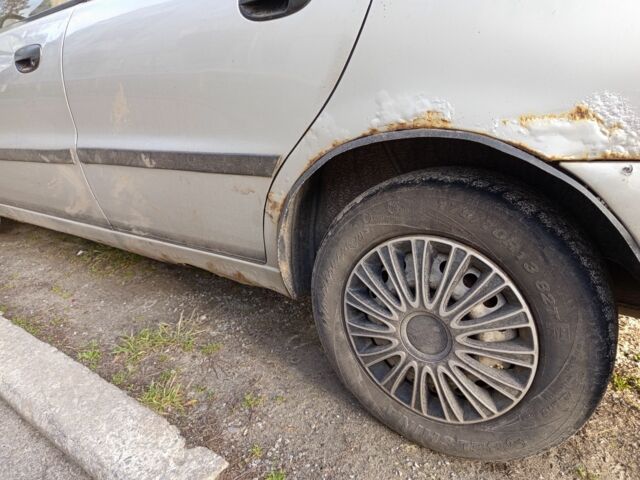 Серый Дэу Сенс, объемом двигателя 1.5 л и пробегом 250 тыс. км за 800 $, фото 2 на Automoto.ua