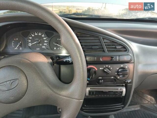 Сірий Деу Сенс, об'ємом двигуна 1.3 л та пробігом 127 тис. км за 2600 $, фото 9 на Automoto.ua