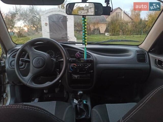 Дэу Сенс 2007 в Луцке на Automoto.ua Серый Дэу Сенс, объемом двигателя 1.5 л и пробегом 293 тыс. км за 1600 $, фото 4 на Automoto.ua