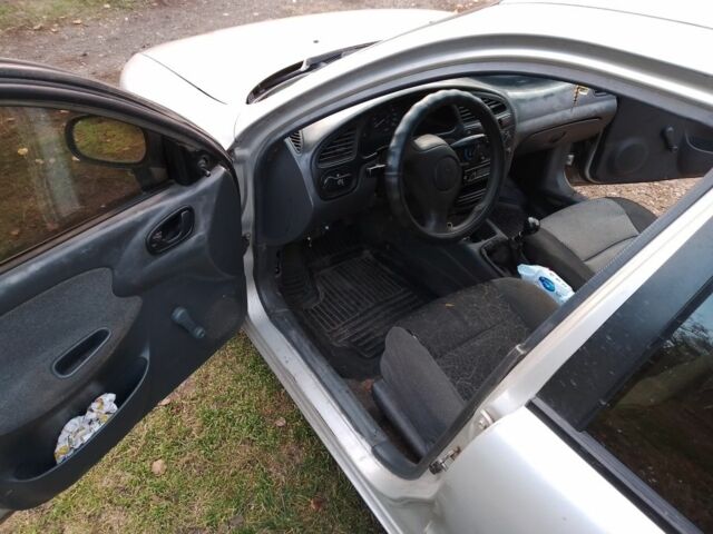 Серый Дэу Сенс, объемом двигателя 1.5 л и пробегом 253 тыс. км за 1072 $, фото 6 на Automoto.ua