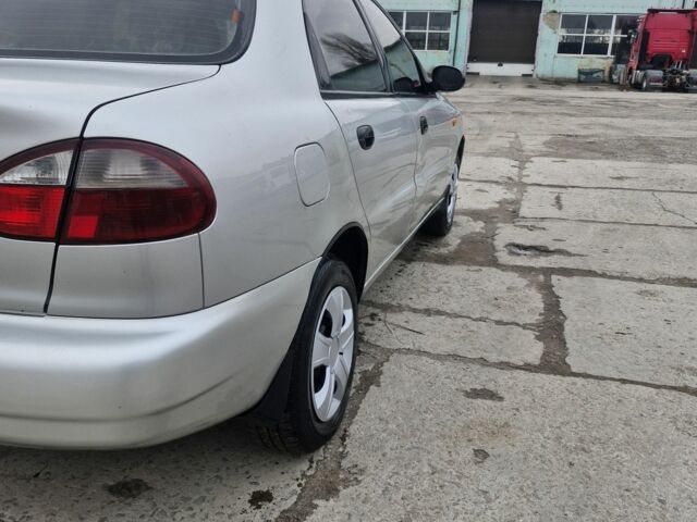 Сірий Деу Сенс, об'ємом двигуна 1.5 л та пробігом 200 тис. км за 1750 $, фото 4 на Automoto.ua