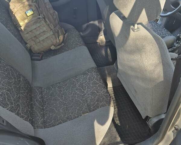Сірий Деу Сенс, об'ємом двигуна 1.5 л та пробігом 231 тис. км за 1800 $, фото 4 на Automoto.ua