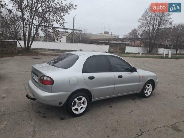 Серый Дэу Сенс, объемом двигателя 1.4 л и пробегом 135 тыс. км за 2000 $, фото 2 на Automoto.ua