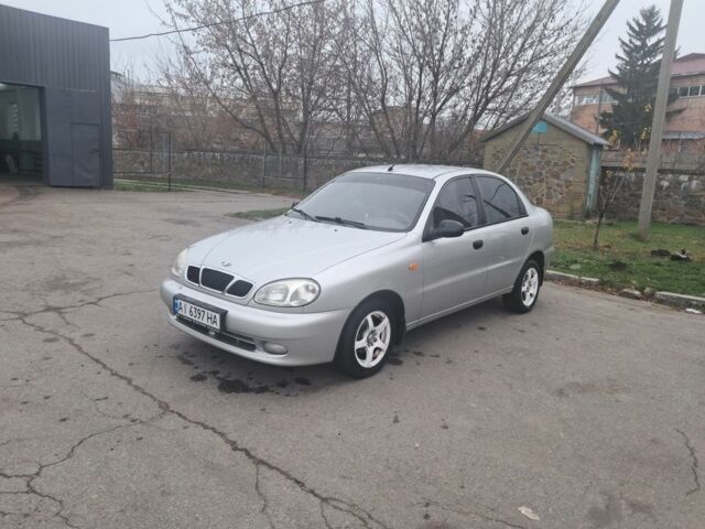 Сірий Деу Сенс, об'ємом двигуна 1.4 л та пробігом 135 тис. км за 2000 $, фото 7 на Automoto.ua