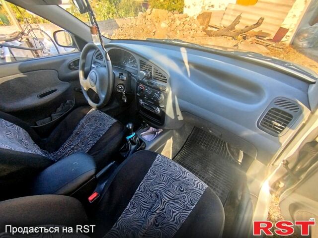 Сірий Деу Сенс, об'ємом двигуна 1.3 л та пробігом 88 тис. км за 2200 $, фото 4 на Automoto.ua