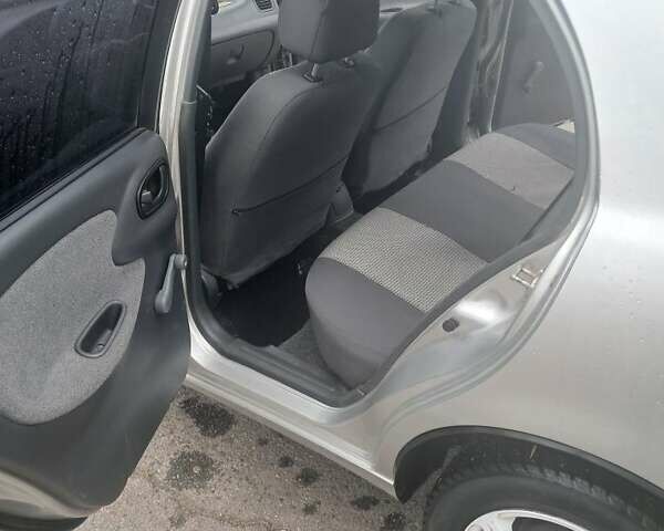 Серый Дэу Сенс, объемом двигателя 1.4 л и пробегом 135 тыс. км за 2000 $, фото 11 на Automoto.ua