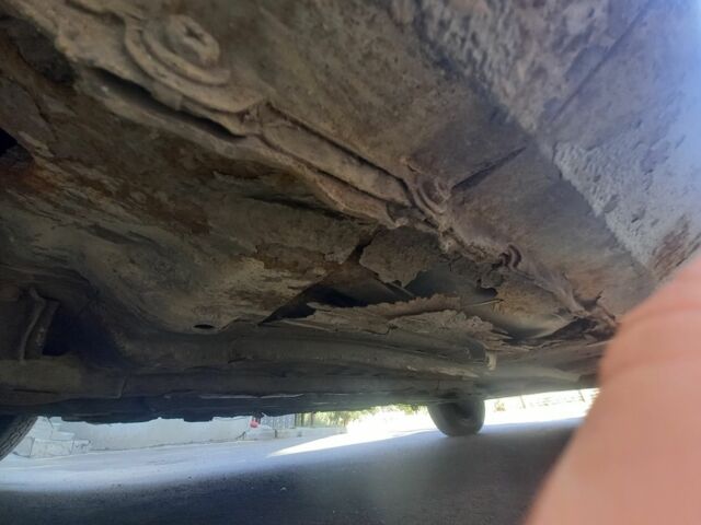 Серый Дэу Сенс, объемом двигателя 1.5 л и пробегом 301 тыс. км за 1350 $, фото 5 на Automoto.ua