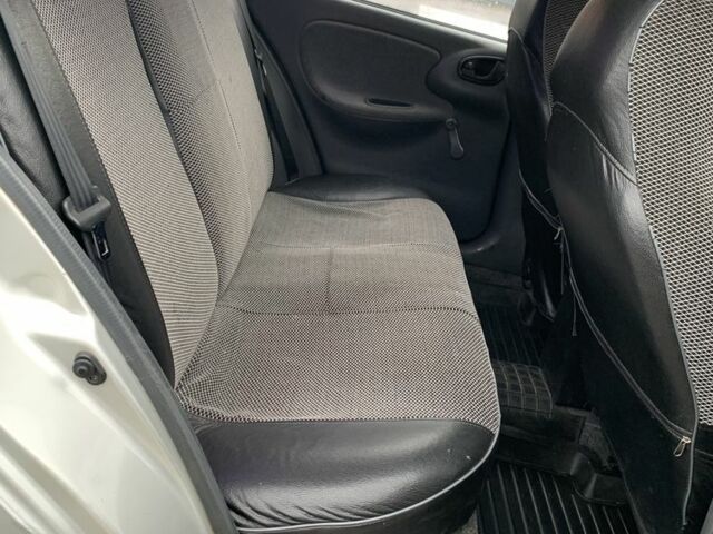 Сірий Деу Сенс, об'ємом двигуна 1.3 л та пробігом 220 тис. км за 2850 $, фото 9 на Automoto.ua