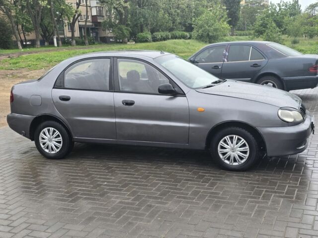 Серый Дэу Сенс, объемом двигателя 1.5 л и пробегом 320 тыс. км за 2200 $, фото 3 на Automoto.ua