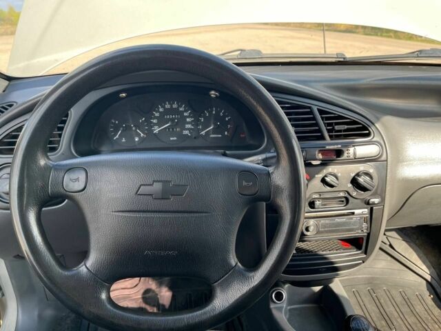 Сірий Деу Сенс, об'ємом двигуна 1.5 л та пробігом 245 тис. км за 2200 $, фото 4 на Automoto.ua