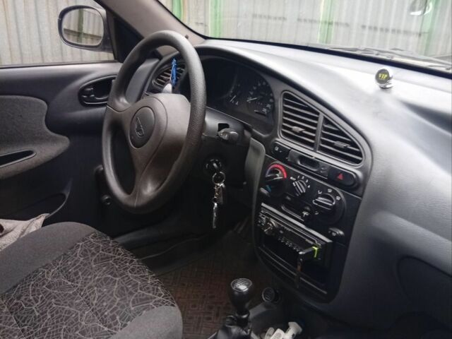 Серый Дэу Сенс, объемом двигателя 0 л и пробегом 104 тыс. км за 2200 $, фото 2 на Automoto.ua