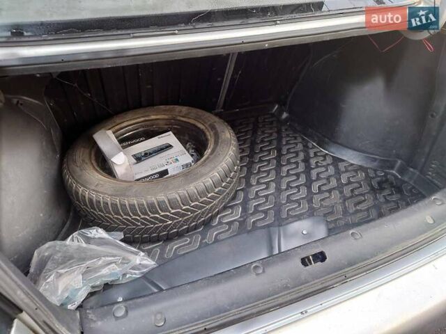 Сірий Деу Сенс, об'ємом двигуна 1.6 л та пробігом 261 тис. км за 1900 $, фото 4 на Automoto.ua