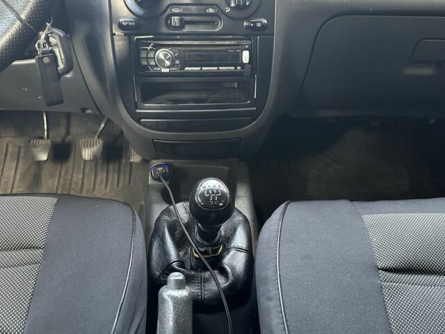 Серый Дэу Сенс, объемом двигателя 1.5 л и пробегом 318 тыс. км за 2250 $, фото 7 на Automoto.ua