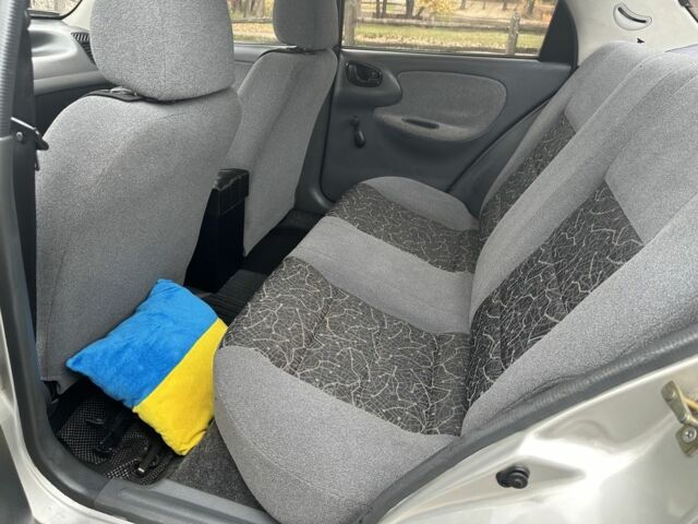 Сірий Деу Сенс, об'ємом двигуна 1.3 л та пробігом 122 тис. км за 2100 $, фото 5 на Automoto.ua