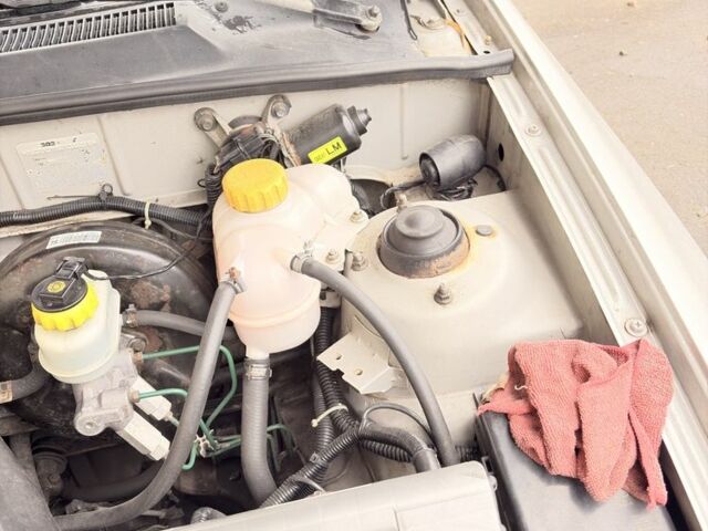 Серый Дэу Сенс, объемом двигателя 1.3 л и пробегом 190 тыс. км за 1700 $, фото 2 на Automoto.ua