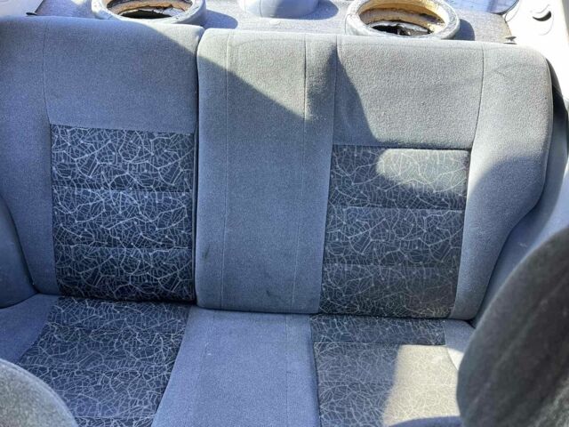 Сірий Деу Сенс, об'ємом двигуна 1.5 л та пробігом 350 тис. км за 1900 $, фото 4 на Automoto.ua