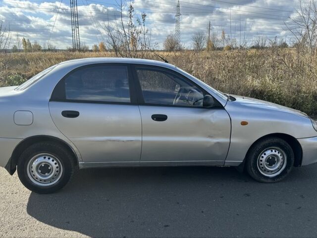 Сірий Деу Сенс, об'ємом двигуна 1.5 л та пробігом 240 тис. км за 1450 $, фото 4 на Automoto.ua