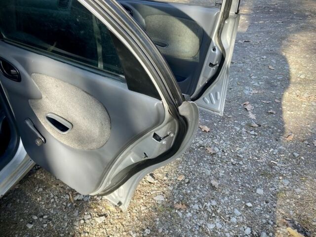 Серый Дэу Сенс, объемом двигателя 1.5 л и пробегом 333 тыс. км за 1800 $, фото 11 на Automoto.ua