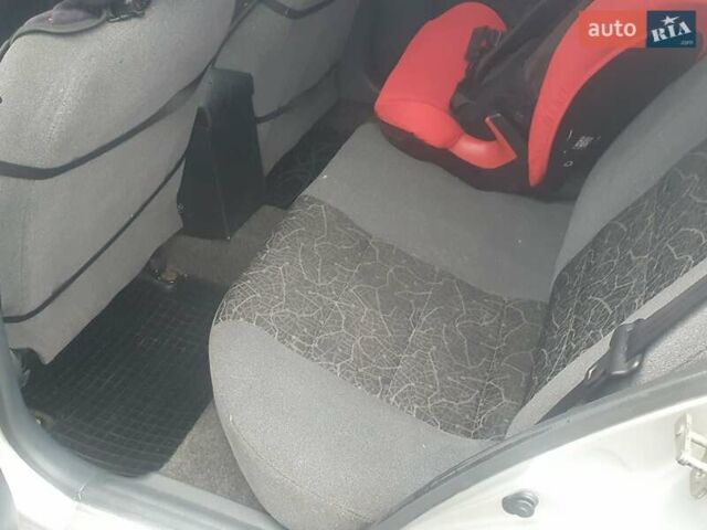 Сірий Деу Сенс, об'ємом двигуна 1.3 л та пробігом 198 тис. км за 1750 $, фото 9 на Automoto.ua