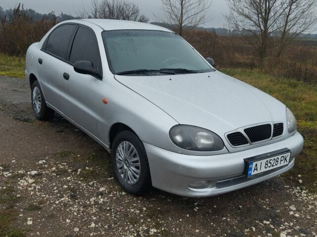 Сірий Деу Сенс, об'ємом двигуна 1.6 л та пробігом 200 тис. км за 2300 $, фото 1 на Automoto.ua