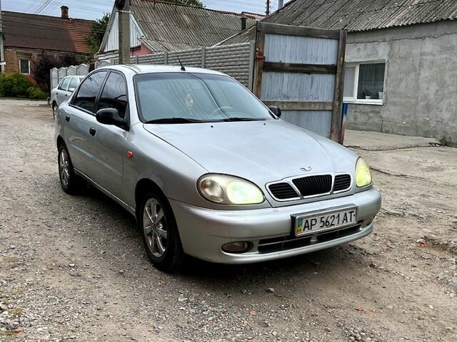 Серый Дэу Сенс, объемом двигателя 1.3 л и пробегом 200 тыс. км за 1400 $, фото 1 на Automoto.ua