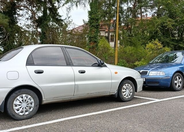 Сірий Деу Сенс, об'ємом двигуна 1.3 л та пробігом 179 тис. км за 1400 $, фото 4 на Automoto.ua