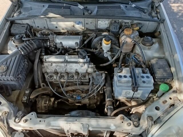 Сірий Деу Сенс, об'ємом двигуна 1.3 л та пробігом 179 тис. км за 1400 $, фото 19 на Automoto.ua