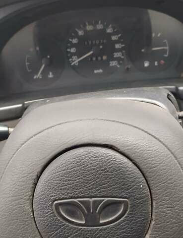 Сірий Деу Сенс, об'ємом двигуна 1.3 л та пробігом 177 тис. км за 1900 $, фото 6 на Automoto.ua