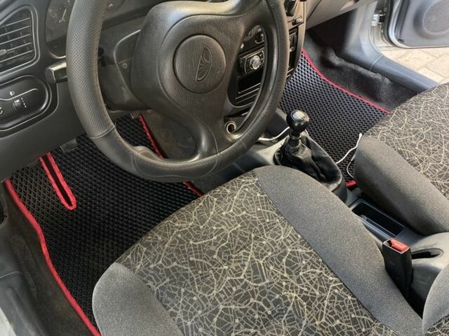 Серый Дэу Сенс, объемом двигателя 1.3 л и пробегом 140 тыс. км за 2000 $, фото 6 на Automoto.ua