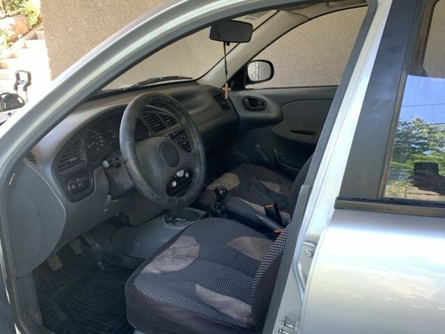 Серый Дэу Сенс, объемом двигателя 1.4 л и пробегом 250 тыс. км за 1600 $, фото 1 на Automoto.ua