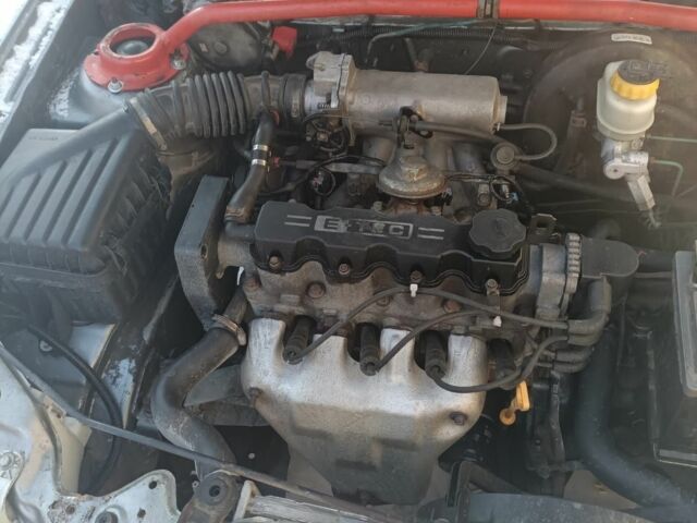 Серый Дэу Сенс, объемом двигателя 0 л и пробегом 40 тыс. км за 1000 $, фото 2 на Automoto.ua