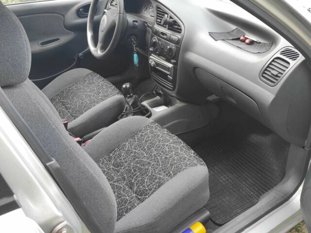 Серый Дэу Сенс, объемом двигателя 1.5 л и пробегом 230 тыс. км за 2500 $, фото 6 на Automoto.ua