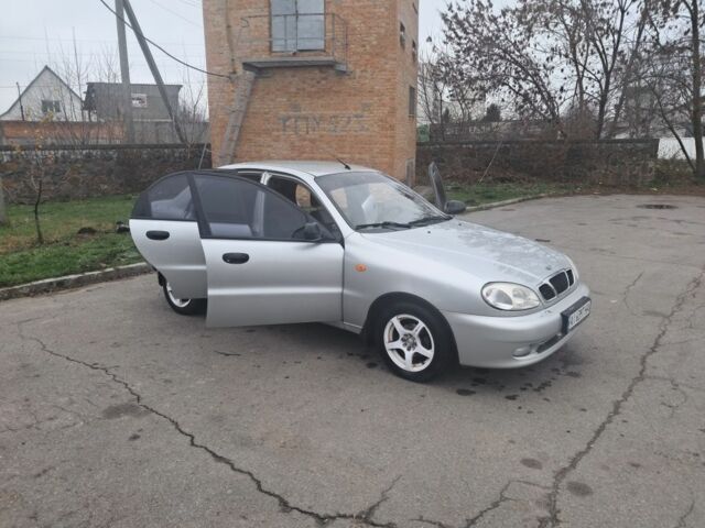 Сірий Деу Сенс, об'ємом двигуна 1.4 л та пробігом 135 тис. км за 2000 $, фото 8 на Automoto.ua